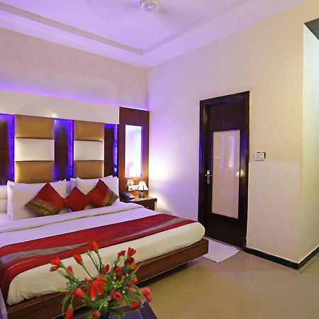 Hotel Star Plaza@New Delhi Railway Station Экстерьер фото