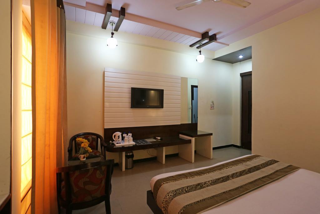 Hotel Star Plaza@New Delhi Railway Station Экстерьер фото