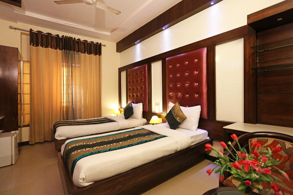 Hotel Star Plaza@New Delhi Railway Station Экстерьер фото